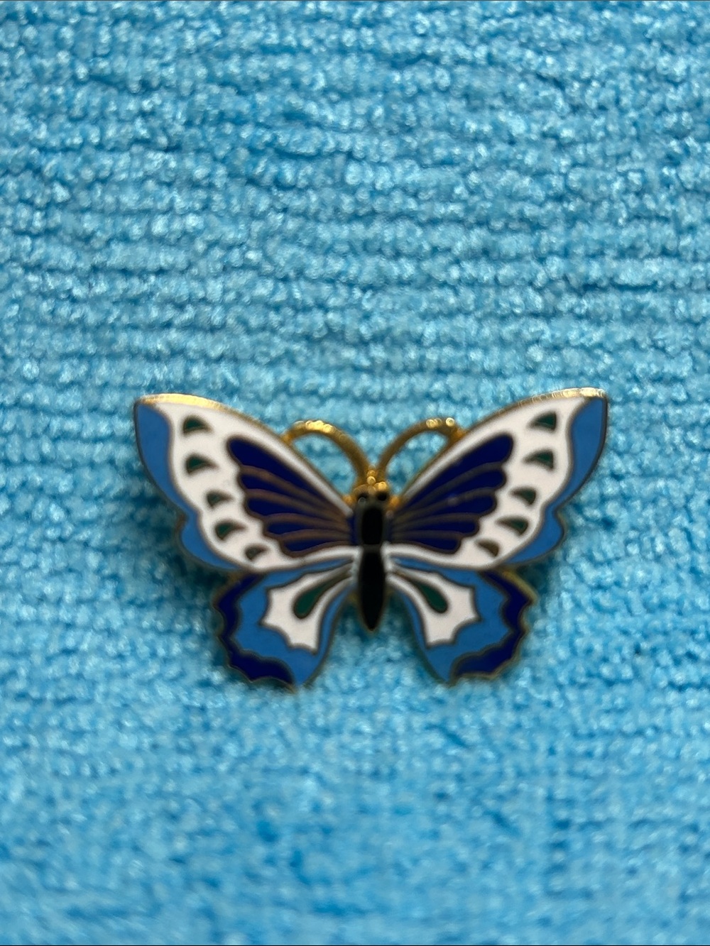 Blue & White Butterfly cloisonné Korean Brooch Pin Vintage